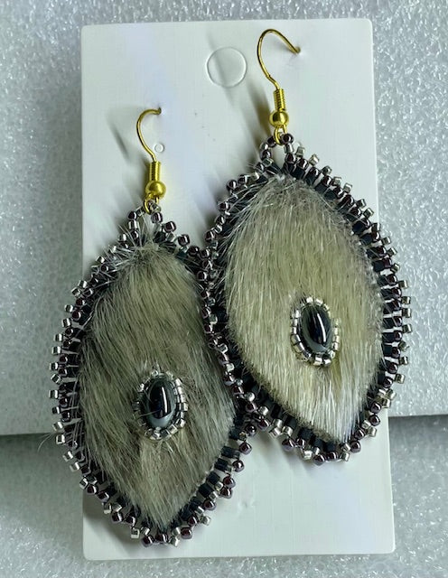 marquise furred iceseal earrings